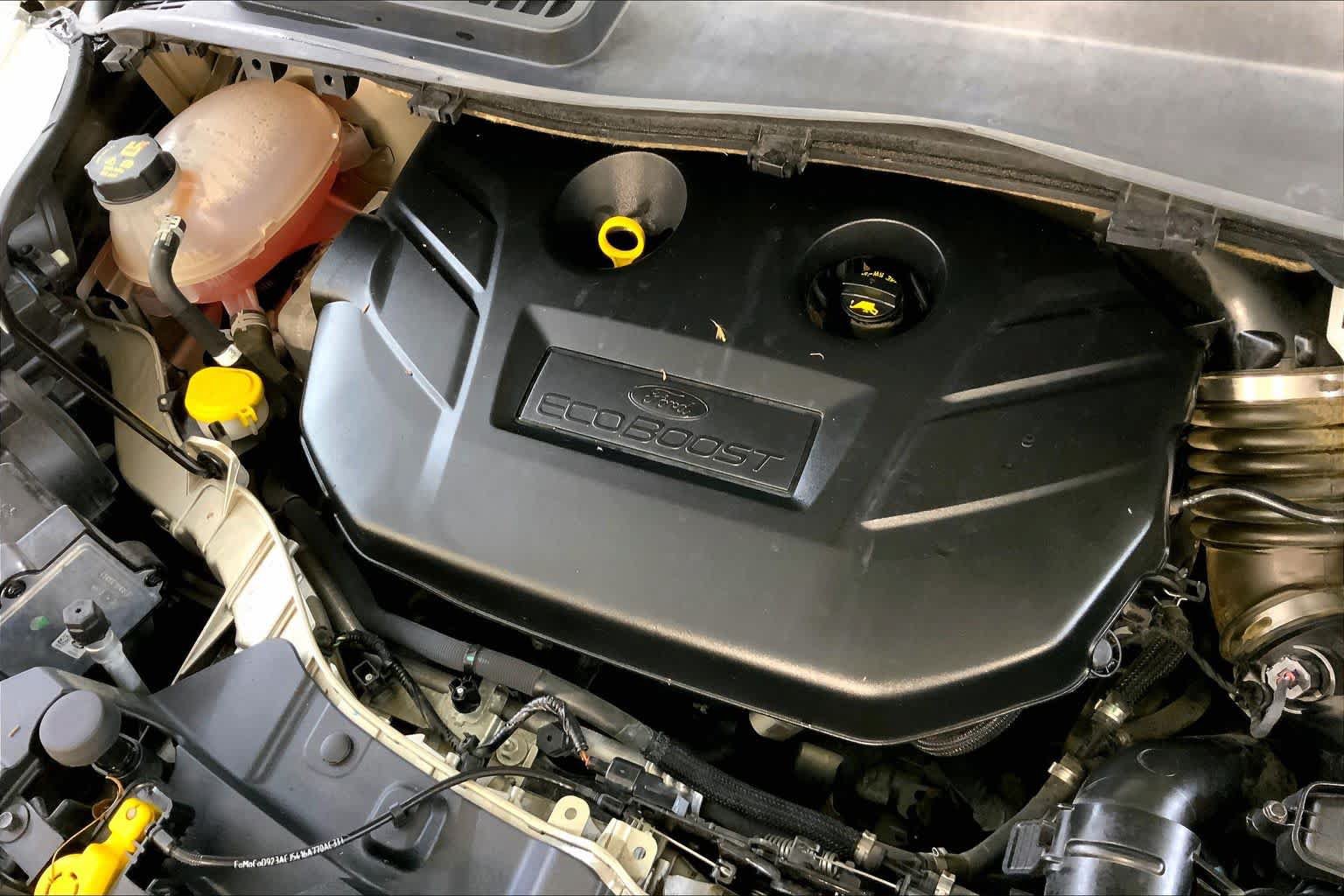Used 2018 Ford Escape Titanium w/ Ford Safe & Smart Package AWD/4WD image 31