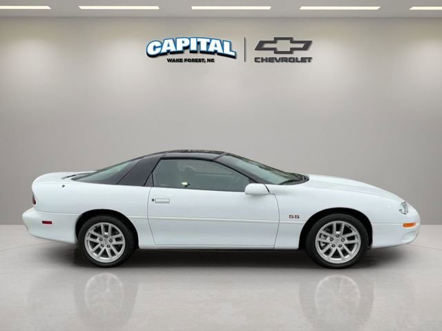 Used 2002 Chevrolet Camaro Z28 w/ SS Performance/Appearance Pkg image 6
