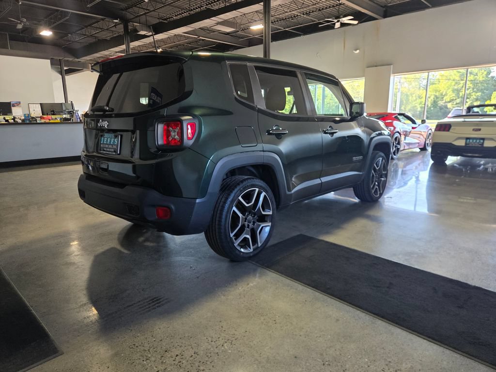 Used 2021 Jeep Renegade Sport AWD/4WD image 3