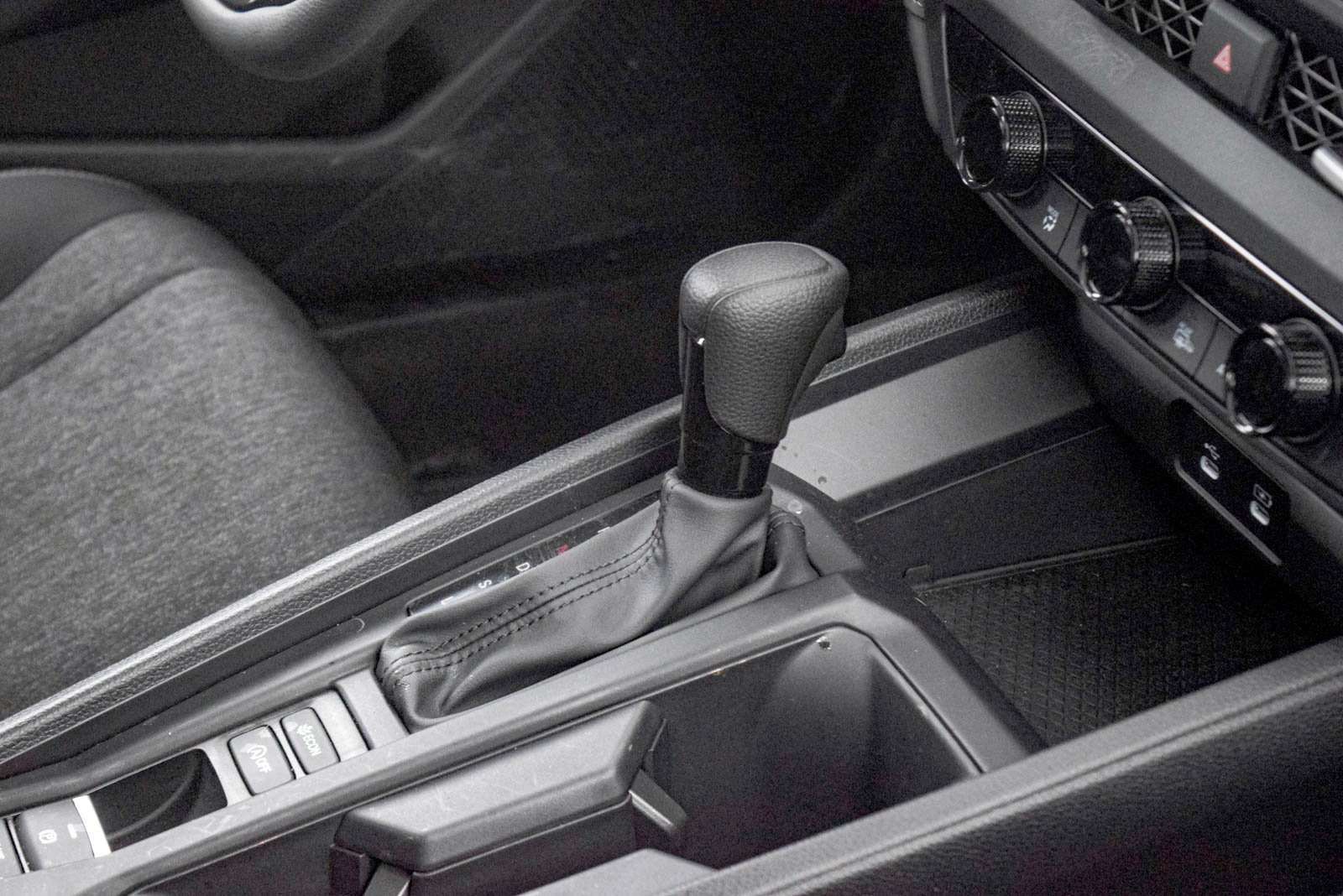 Certified 2025 Honda Accord SE image 18