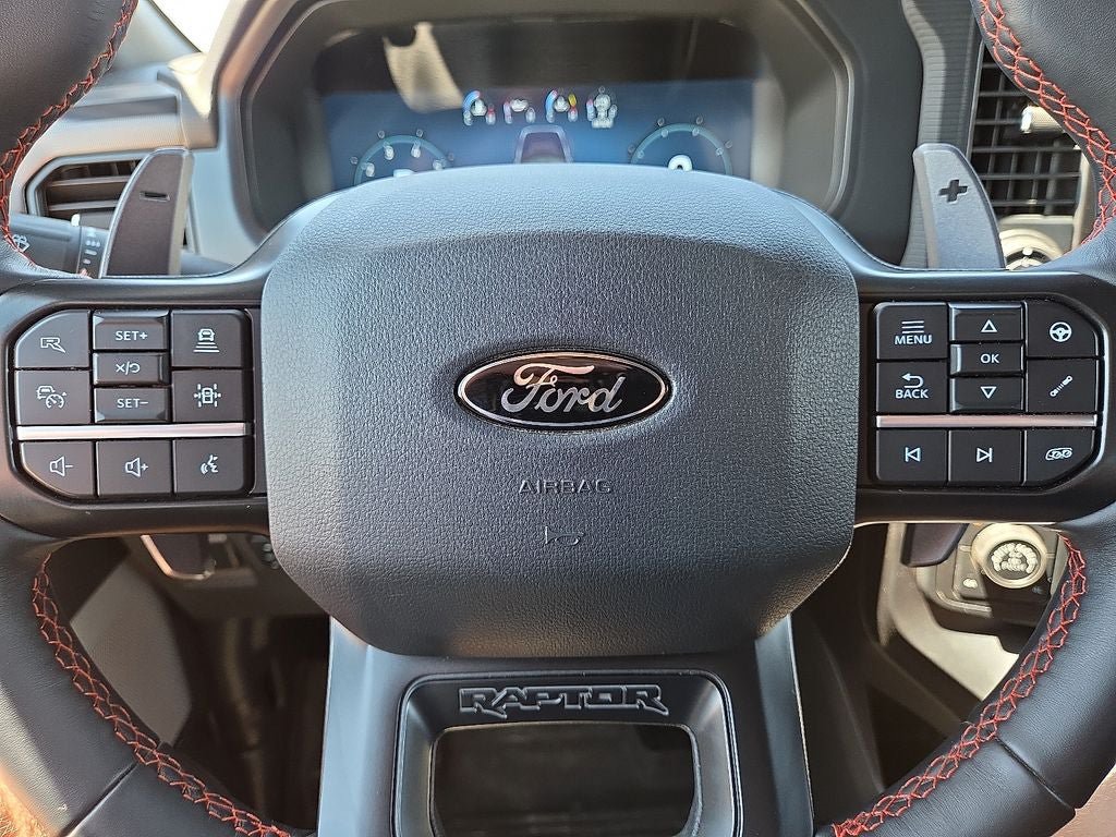 Used 2025 Ford F150 Raptor AWD/4WD image 32