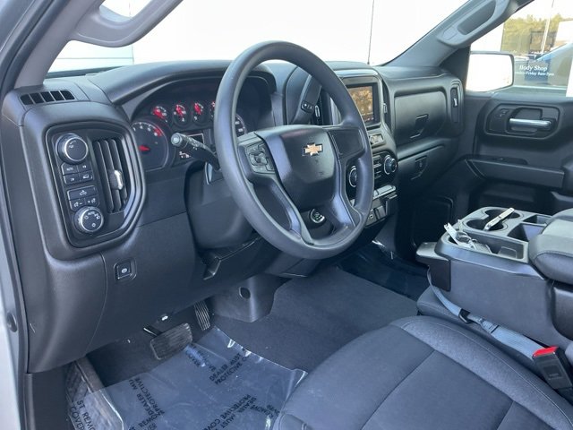 Used 2024 Chevrolet Silverado 1500 Custom image 18