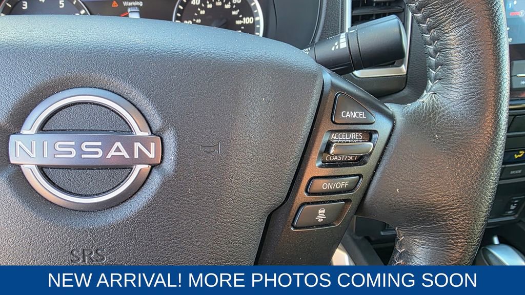 Used 2022 Nissan Frontier SV w/ SV Premium Package image 15