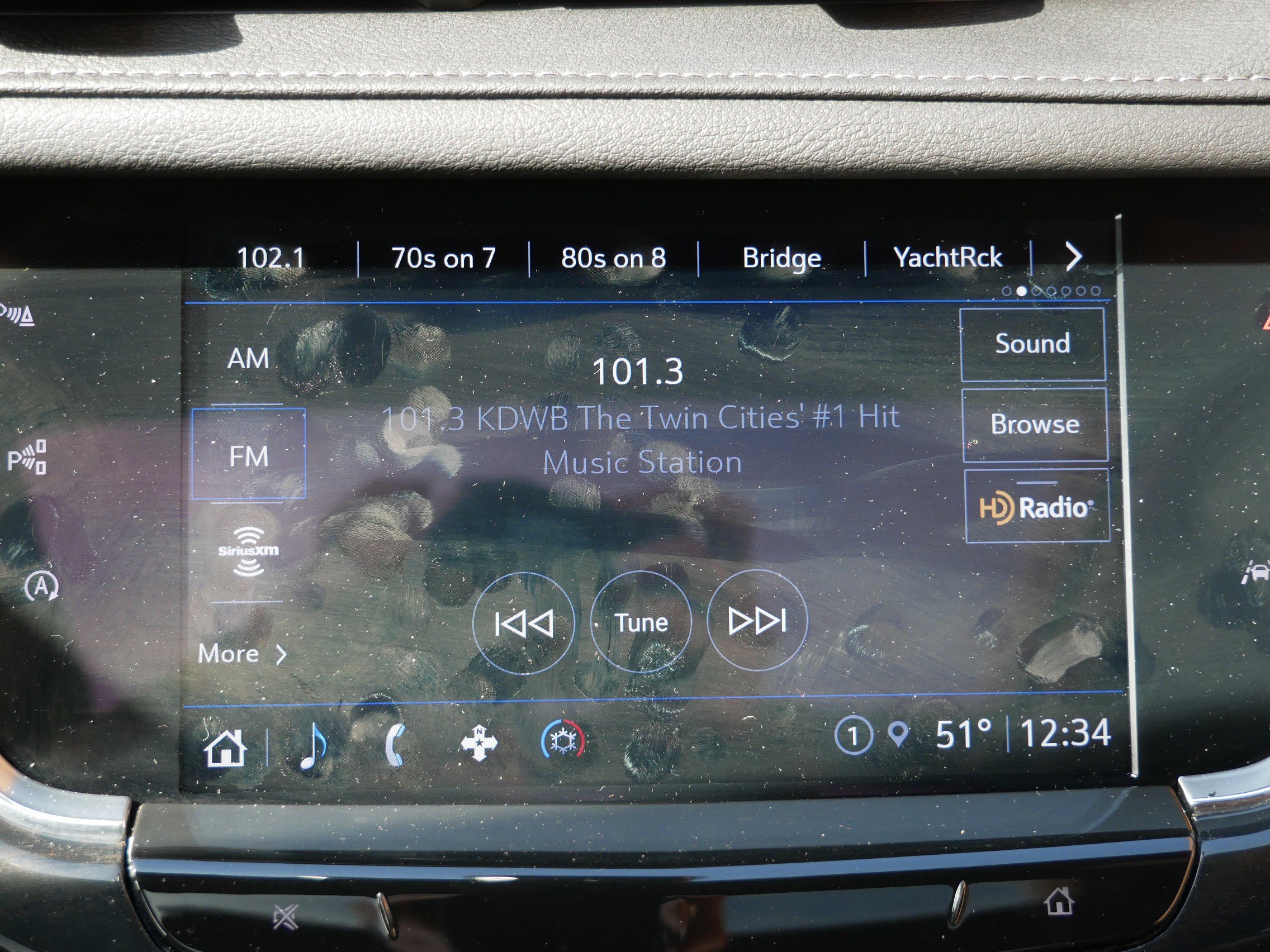 Used 2022 Cadillac XT6 Premium Luxury w/ Technology Package AWD/4WD image 17