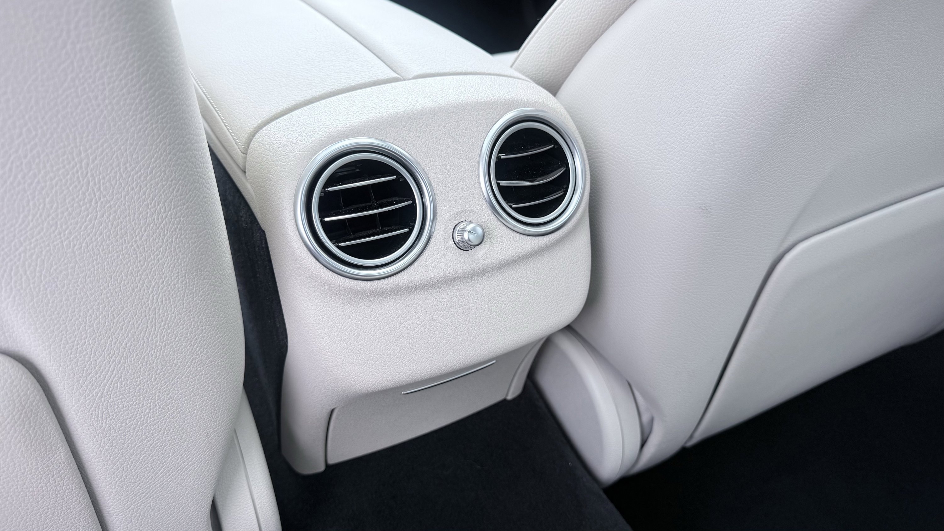 Used 2023 Mercedes-Benz E 350 Sedan image 47