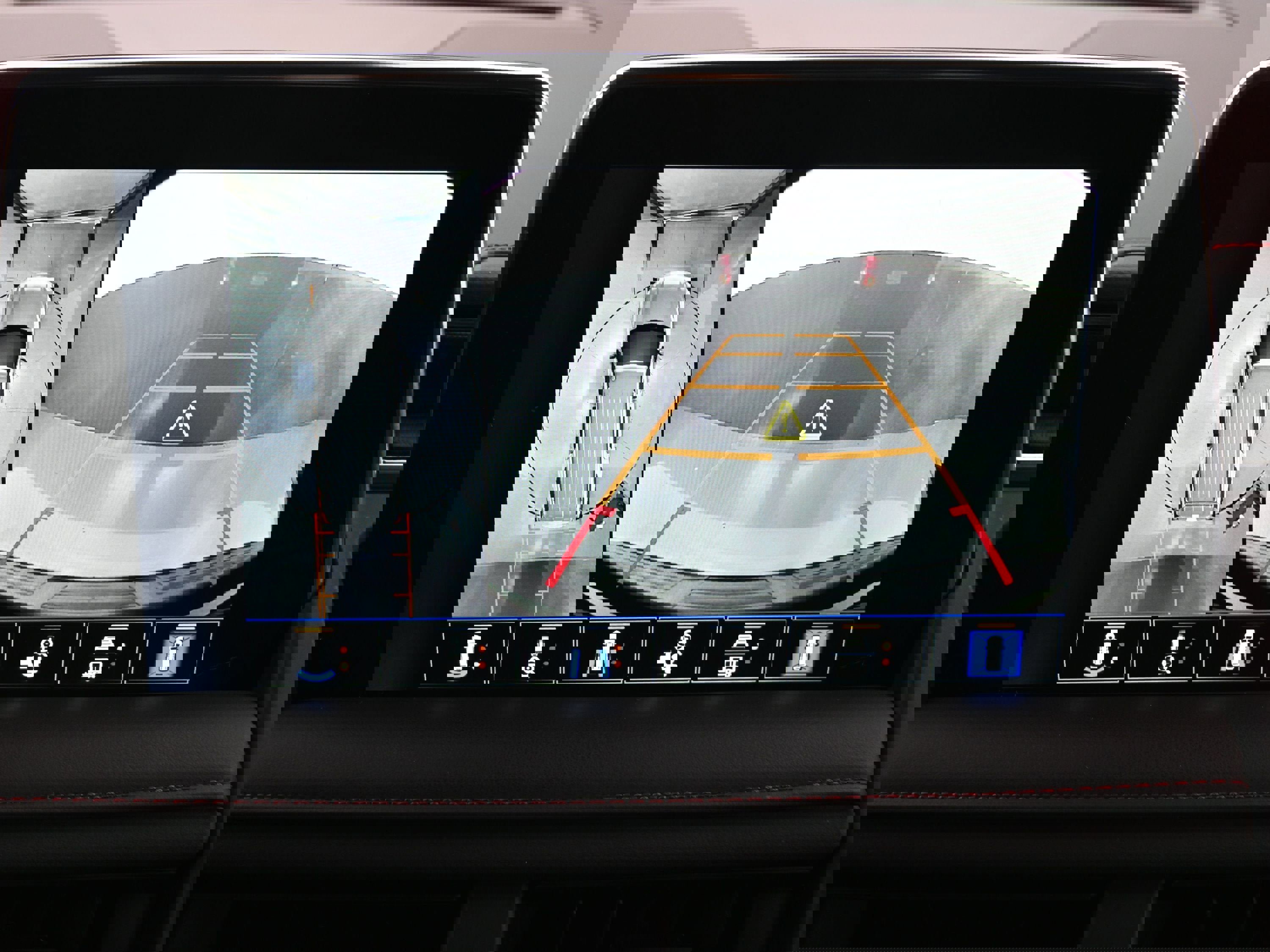 Used 2023 Chevrolet Tahoe RST w/ Luxury Package image 16