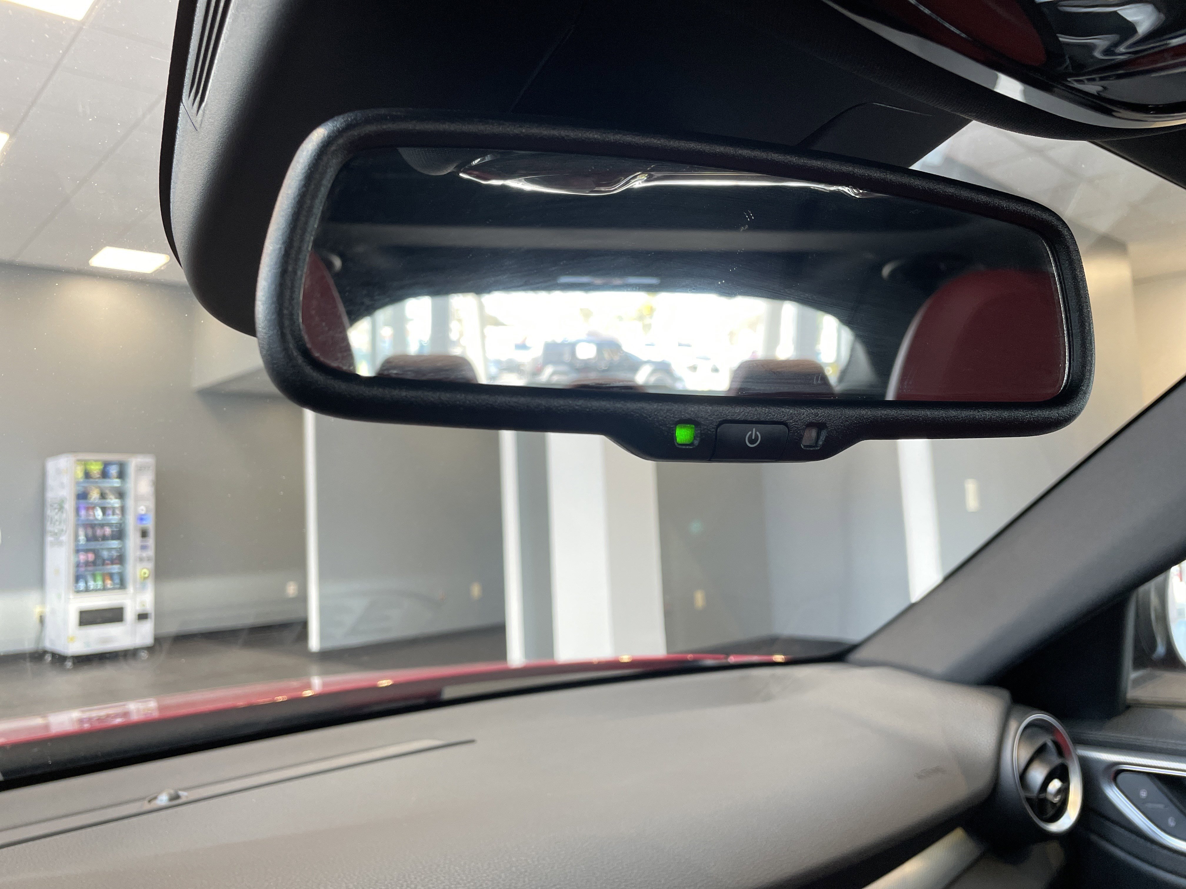 Used 2024 Alfa Romeo Giulia Veloce image 33