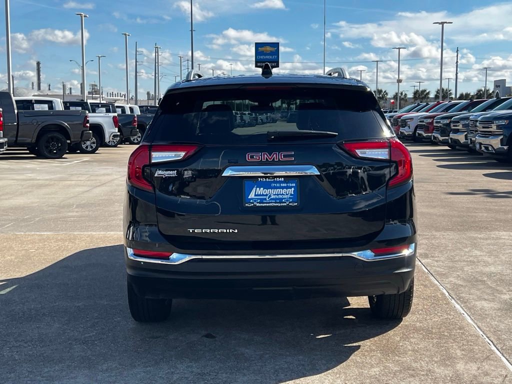 Used 2024 GMC Terrain SLT image 56