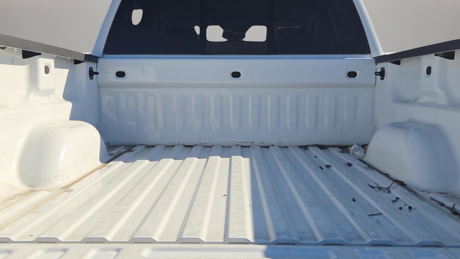 Used 2018 GMC Sierra 1500 SLT w/ SLT Premium Package image 33