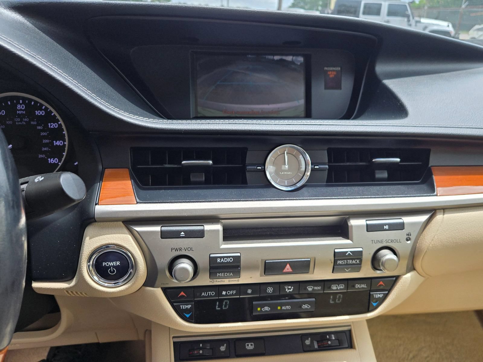 Used 2013 Lexus ES 300h w/ Premium Pkg FWD image 7