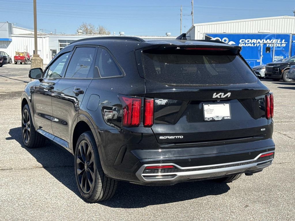 Used 2023 Kia Sorento SX image 5