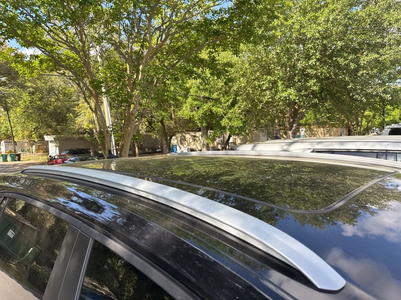 Used 2021 Volkswagen Atlas Cross Sport SE w/ Panoramic Sunroof Package FWD image 6