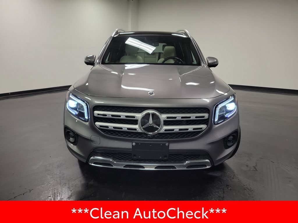 Used 2022 Mercedes-Benz GLB 250 4MATIC w/ Premium Package Lite image 3