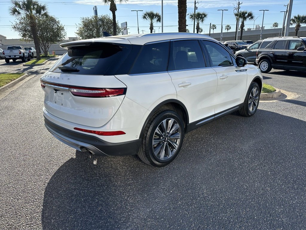 Used 2022 Lincoln Corsair Reserve w/ Elements Package image 6