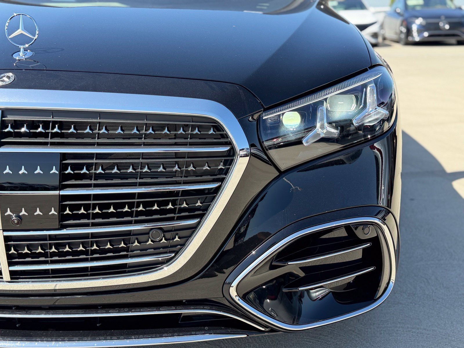 New 2027 Mercedes-Benz S 580 4MATIC Sedan image 7