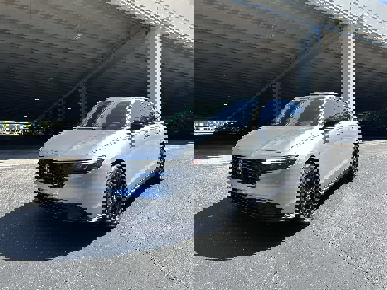 New 2025 Honda Accord SE image 4