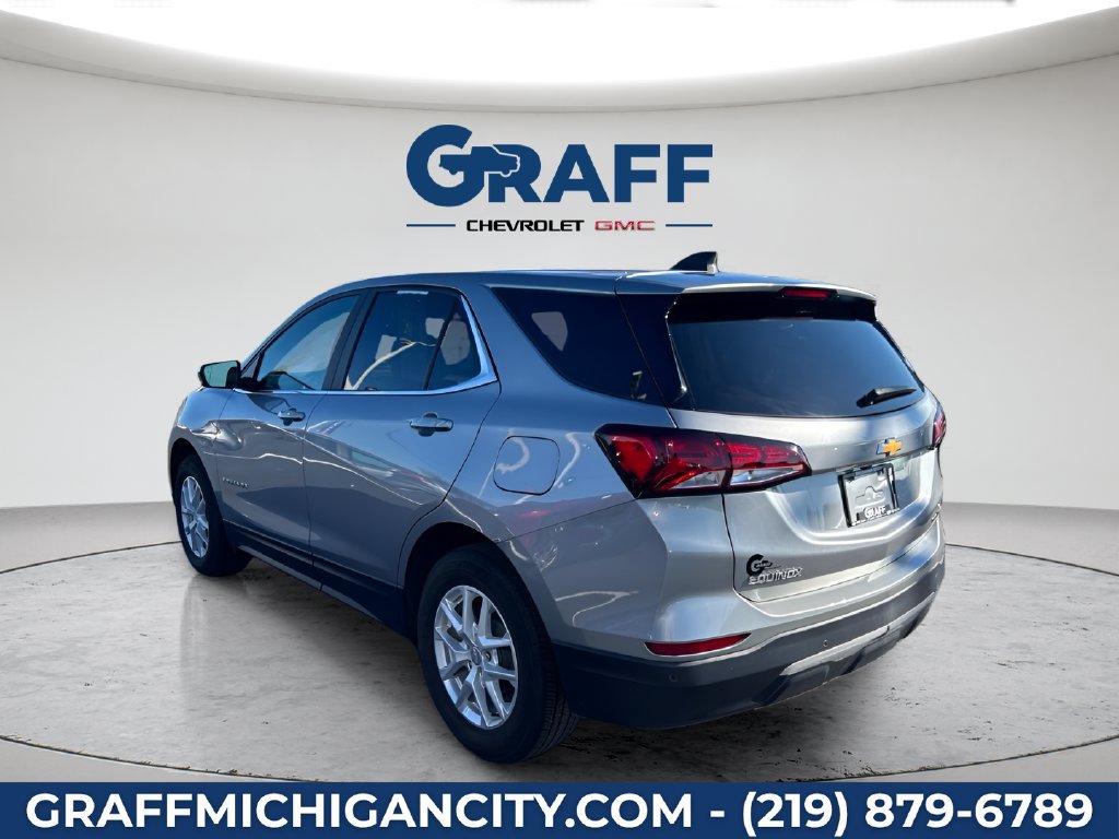 Used 2024 Chevrolet Equinox LT AWD/4WD image 3