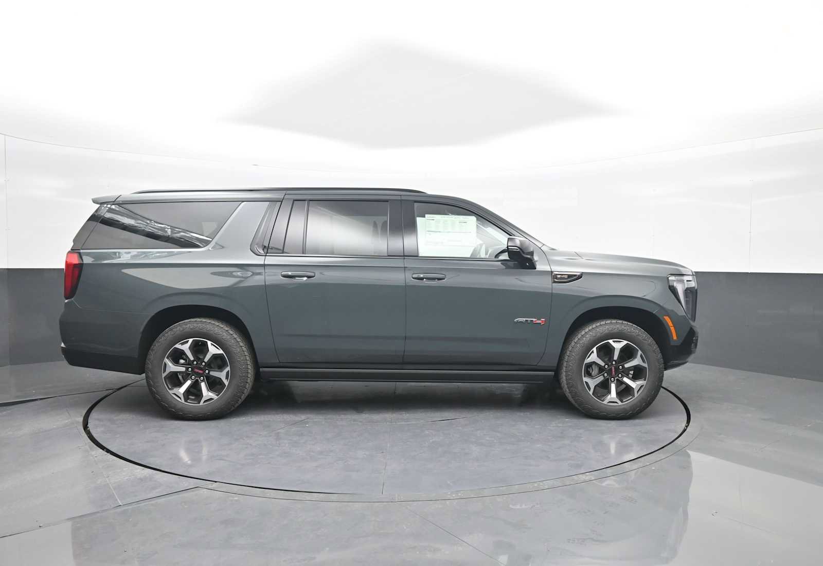 New 2026 GMC Yukon XL AT4 Ultimate w/ LPO, Floor Liner Package AWD/4WD image 9