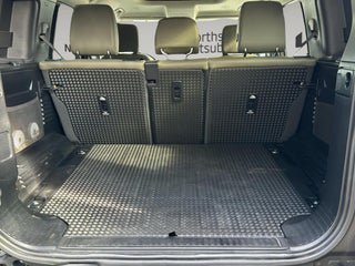 Used 2023 Land Rover Defender 110 S AWD/4WD image 24