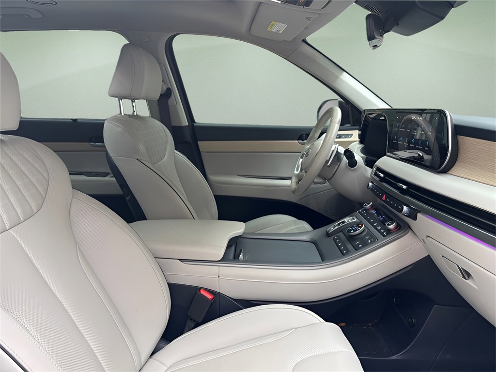 Used 2024 Hyundai Palisade Limited image 15