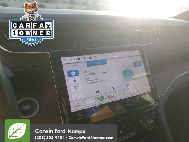 Used 2022 Jeep Grand Cherokee L Summit w/ Luxury Tech Group V image 16