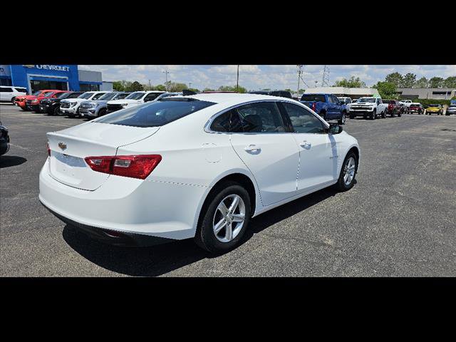New 2025 Chevrolet Malibu LS image 3