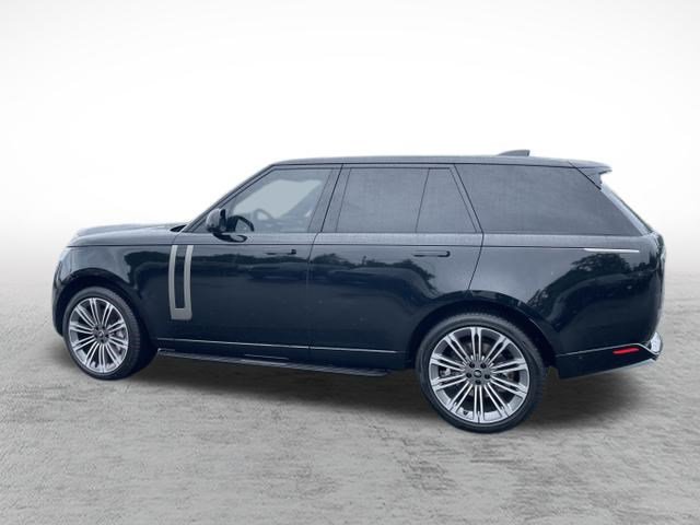 Used 2023 Land Rover Range Rover SE AWD/4WD image 5