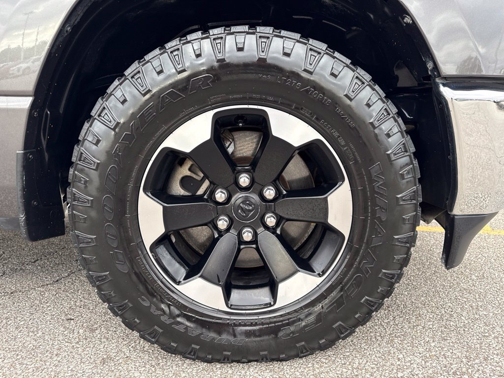Used 2021 RAM 1500 Big Horn AWD/4WD image 12