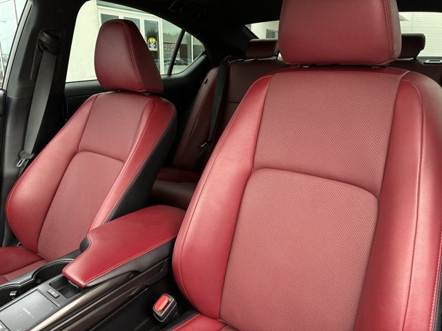 Used 2024 Lexus IS 350 F Sport RWD image 12