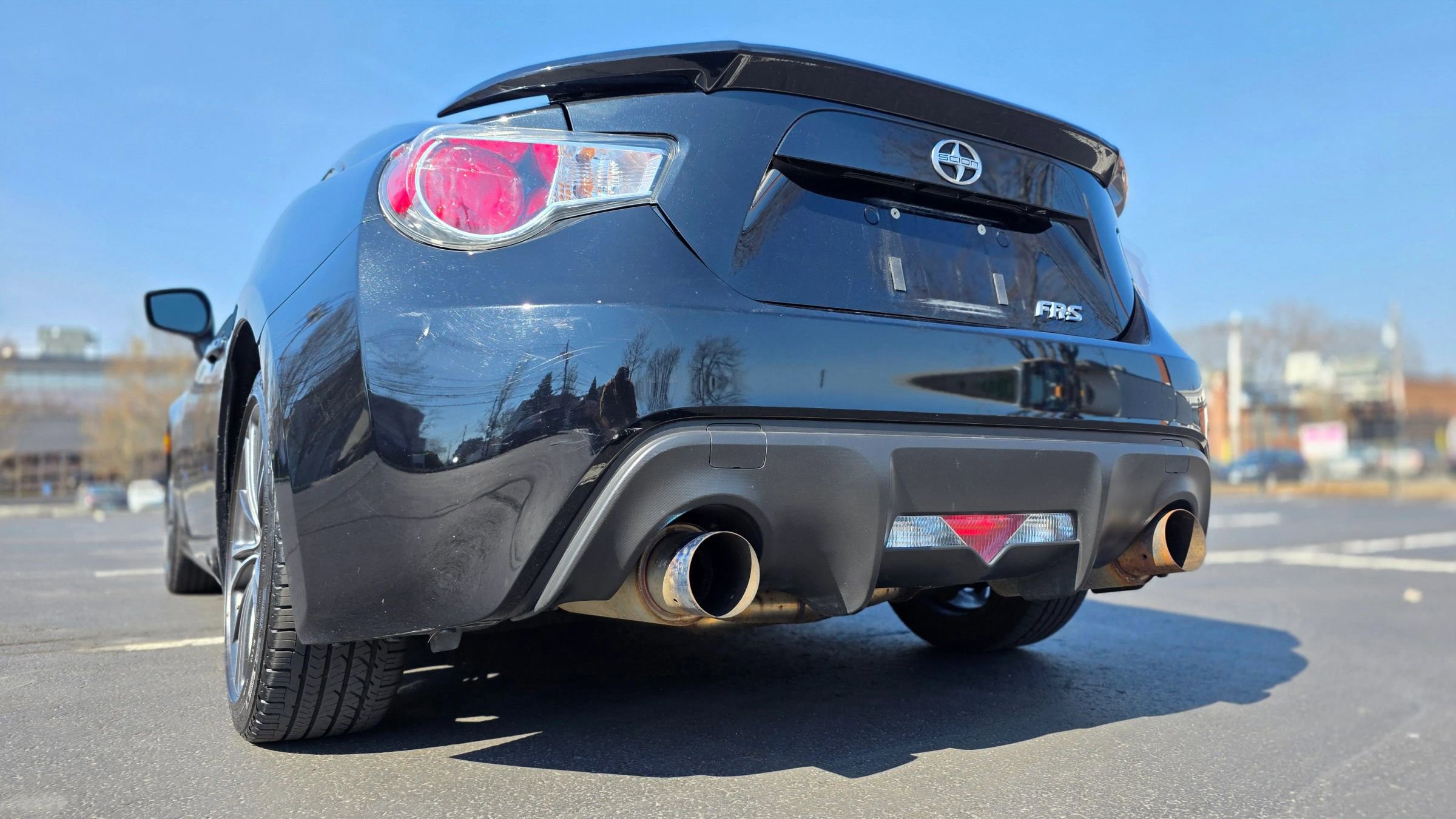 Used 2015 Scion FR-S RWD image 13