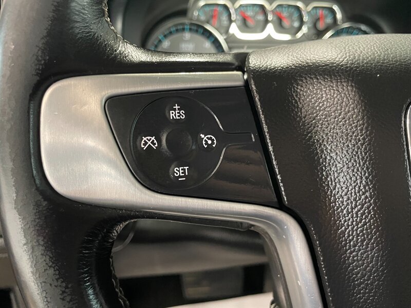 Used 2018 GMC Sierra 1500 SLE w/ SLE Value Package AWD/4WD image 10