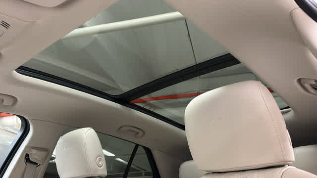 Used 2023 Buick Envision Avenir AWD/4WD image 26