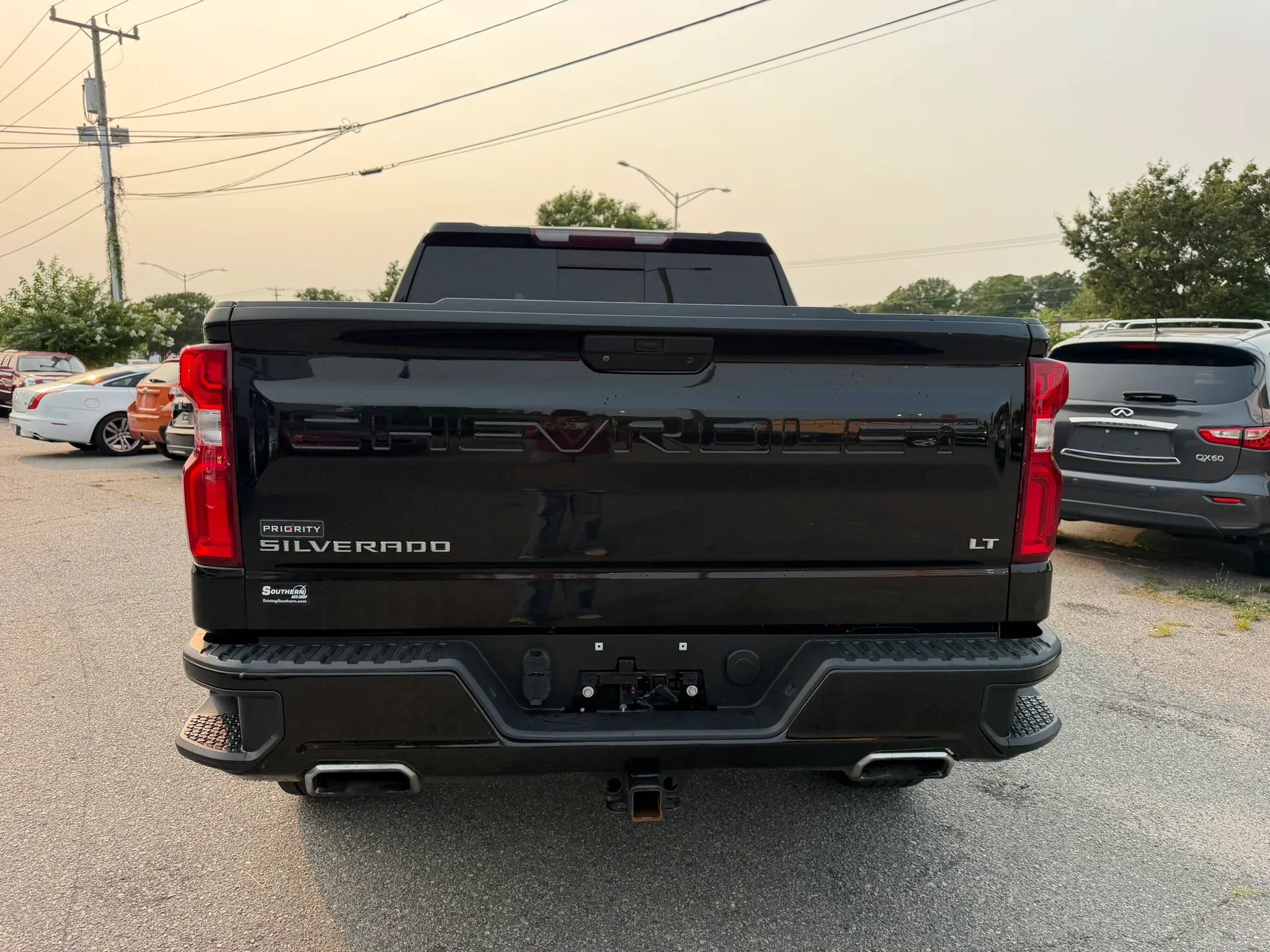 Used 2020 Chevrolet Silverado 1500 LT Trail Boss AWD/4WD image 4