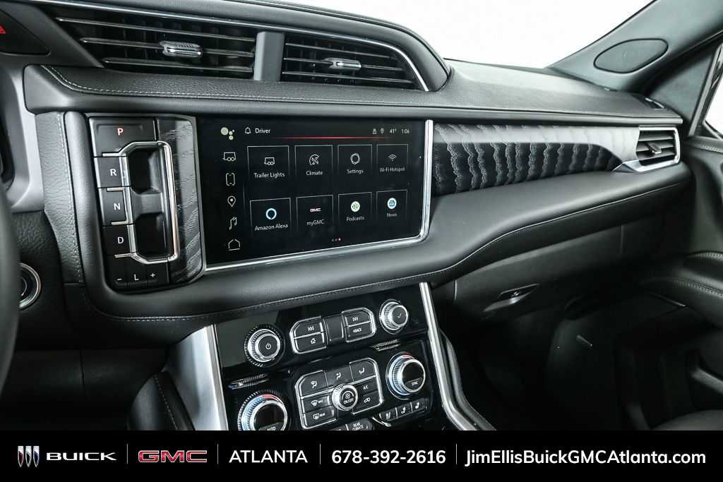 Used 2024 GMC Yukon XL Denali image 14