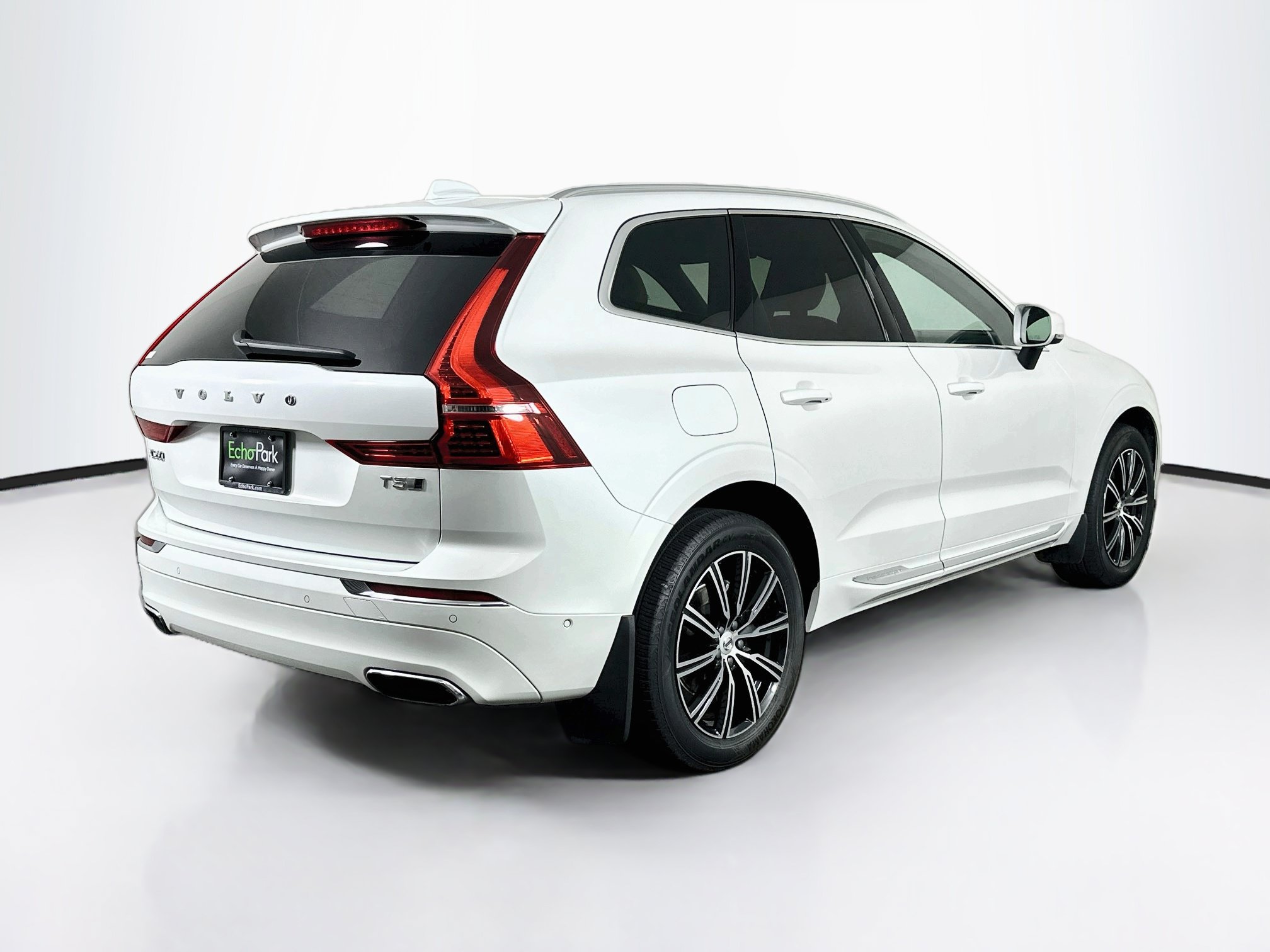 Used 2018 Volvo XC60 T5 Inscription w/ Convenience Package AWD/4WD image 9