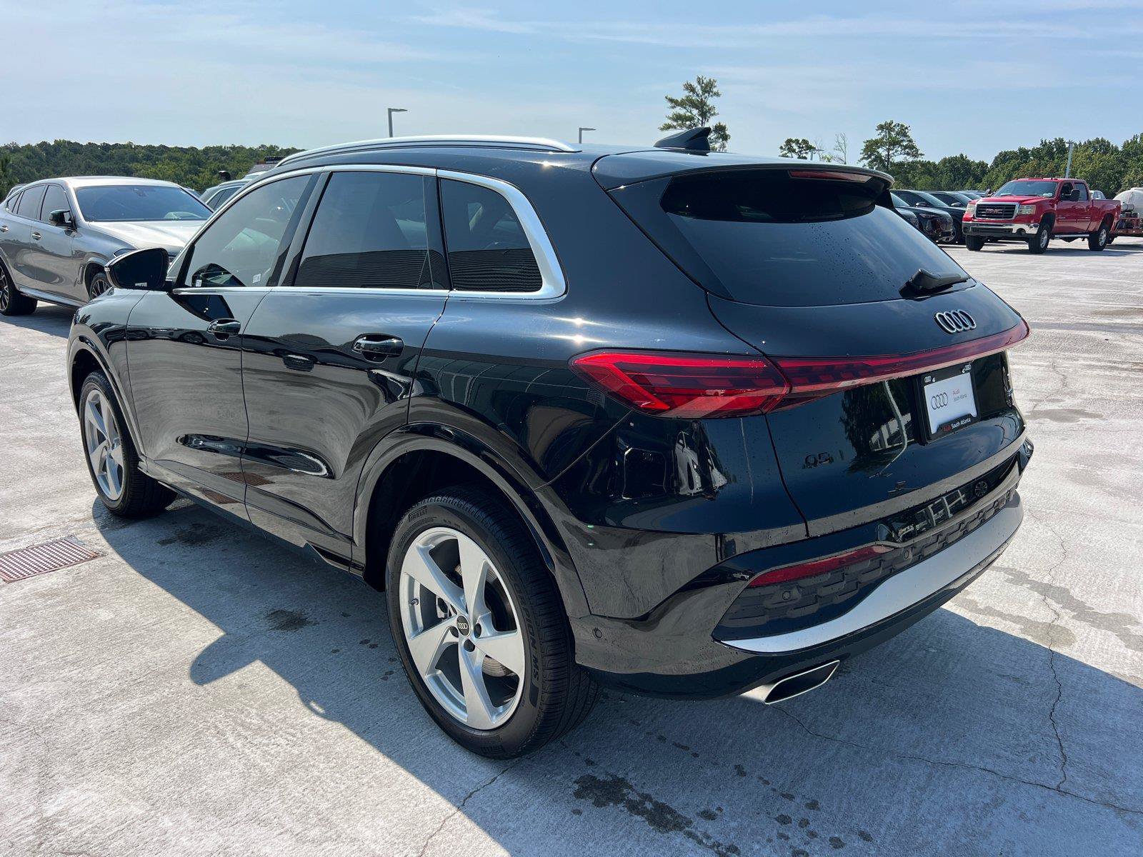 Certified 2025 Audi Q5 Premium Plus AWD/4WD image 7