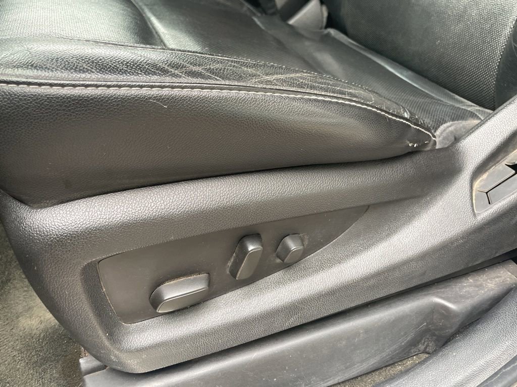 Used 2016 GMC Yukon SLT image 39