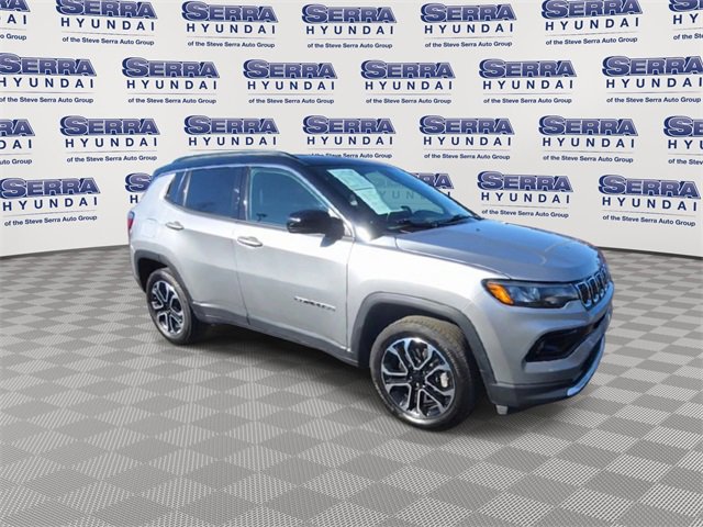 Used 2024 Jeep Compass Limited image 3
