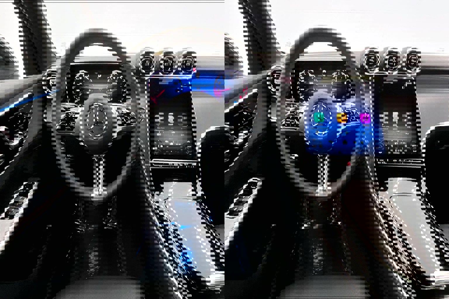 Used 2026 Mercedes-Benz GLC 300 image 4