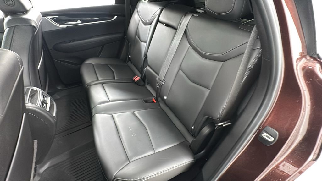 Used 2022 Cadillac XT5 Premium Luxury w/ LPO, Floor Liner Package image 12
