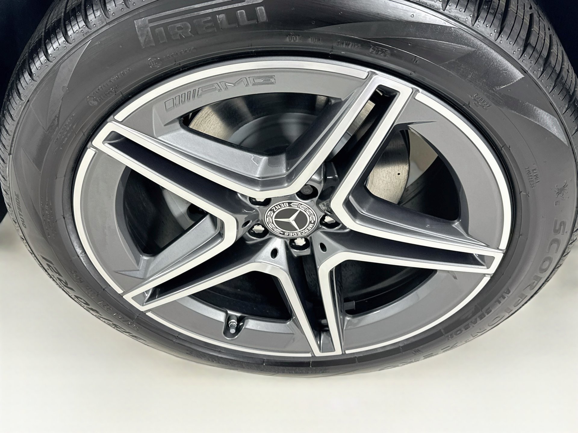 New 2027 Mercedes-Benz GLS 450 4MATIC image 34