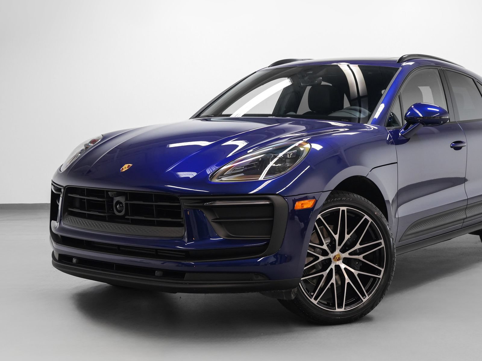 New 2026 Porsche Macan AWD/4WD image 7