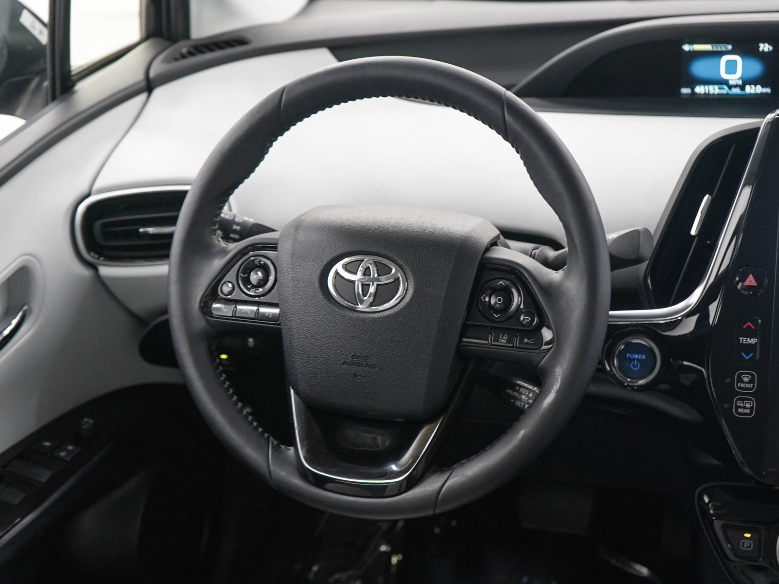 Used 2022 Toyota Prius Prime XLE FWD image 14