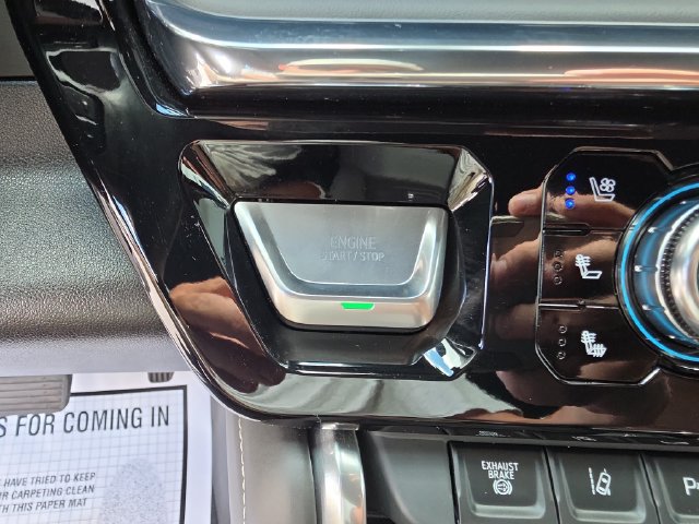 Certified 2025 GMC Sierra 2500 Denali Ultimate AWD/4WD image 28