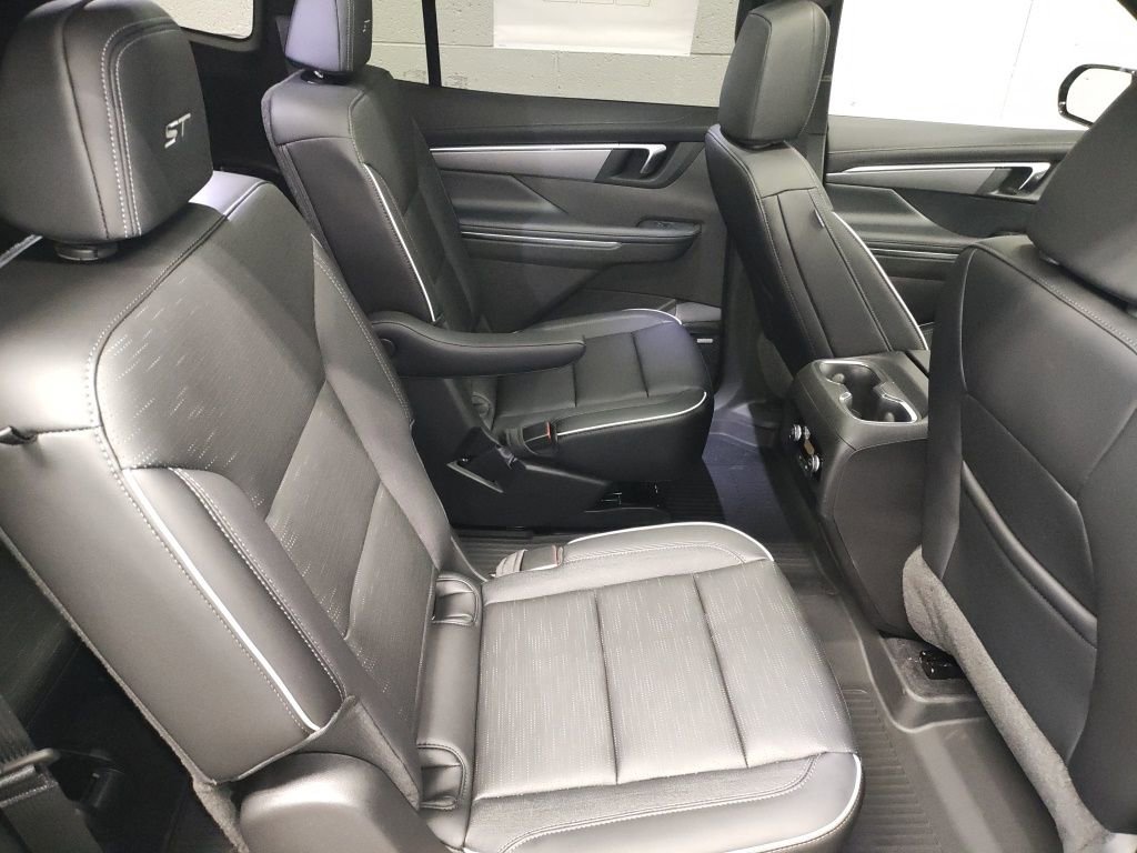 New 2026 Buick Enclave Sport Touring w/ Power Package image 12