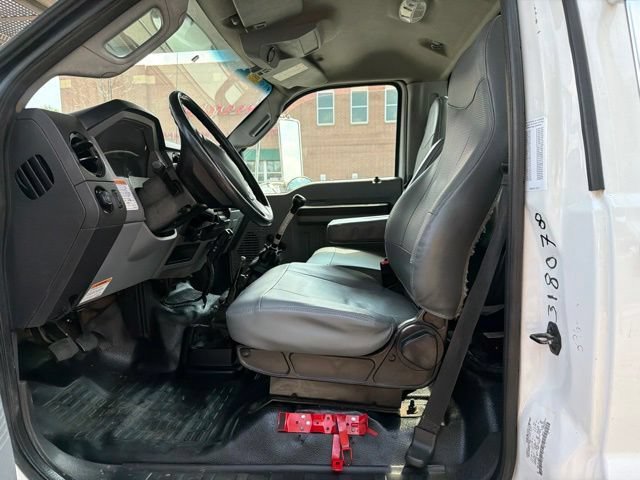 Used 2015 Ford F750 2WD Regular Cab Super Duty image 10