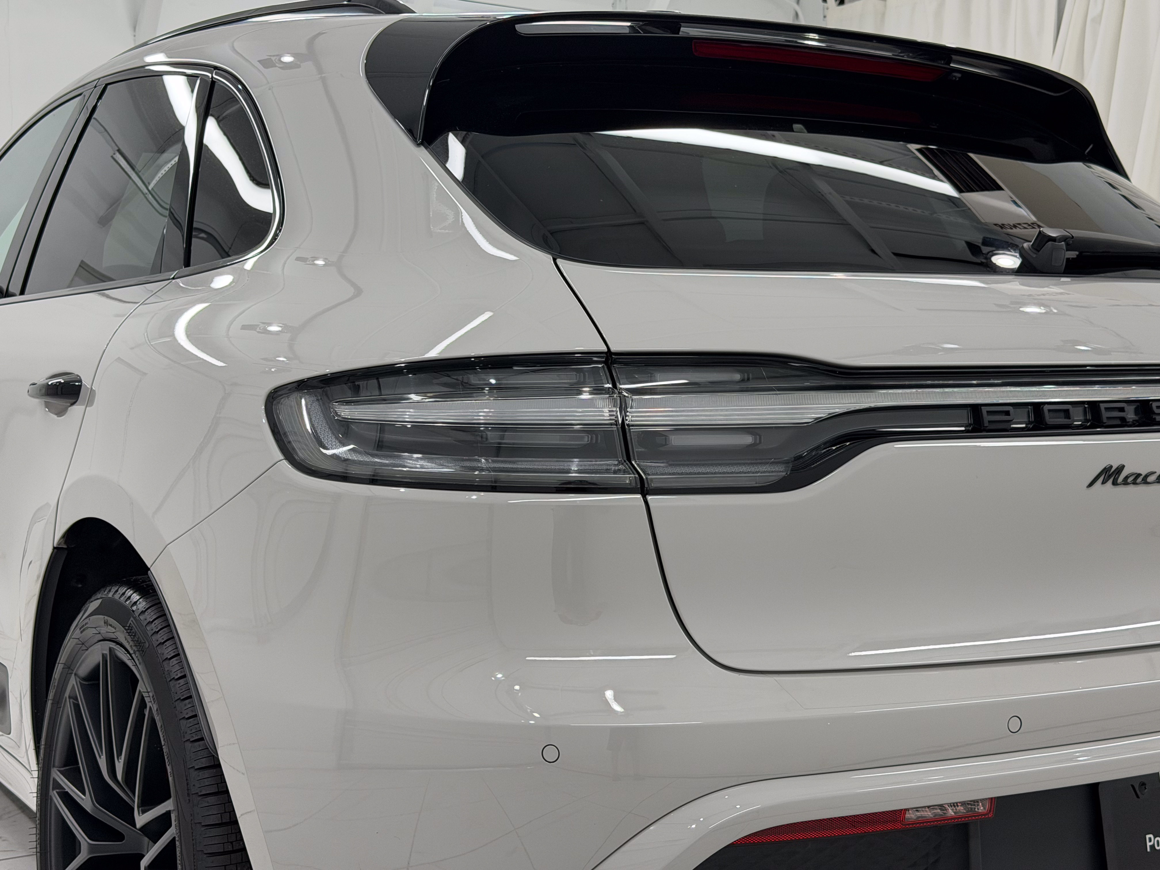 Certified 2023 Porsche Macan GTS AWD/4WD image 18
