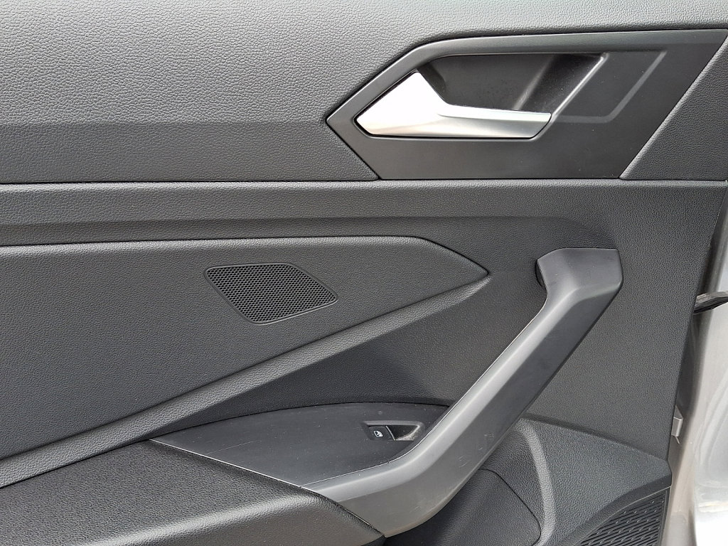 Used 2024 Volkswagen Jetta SE image 15