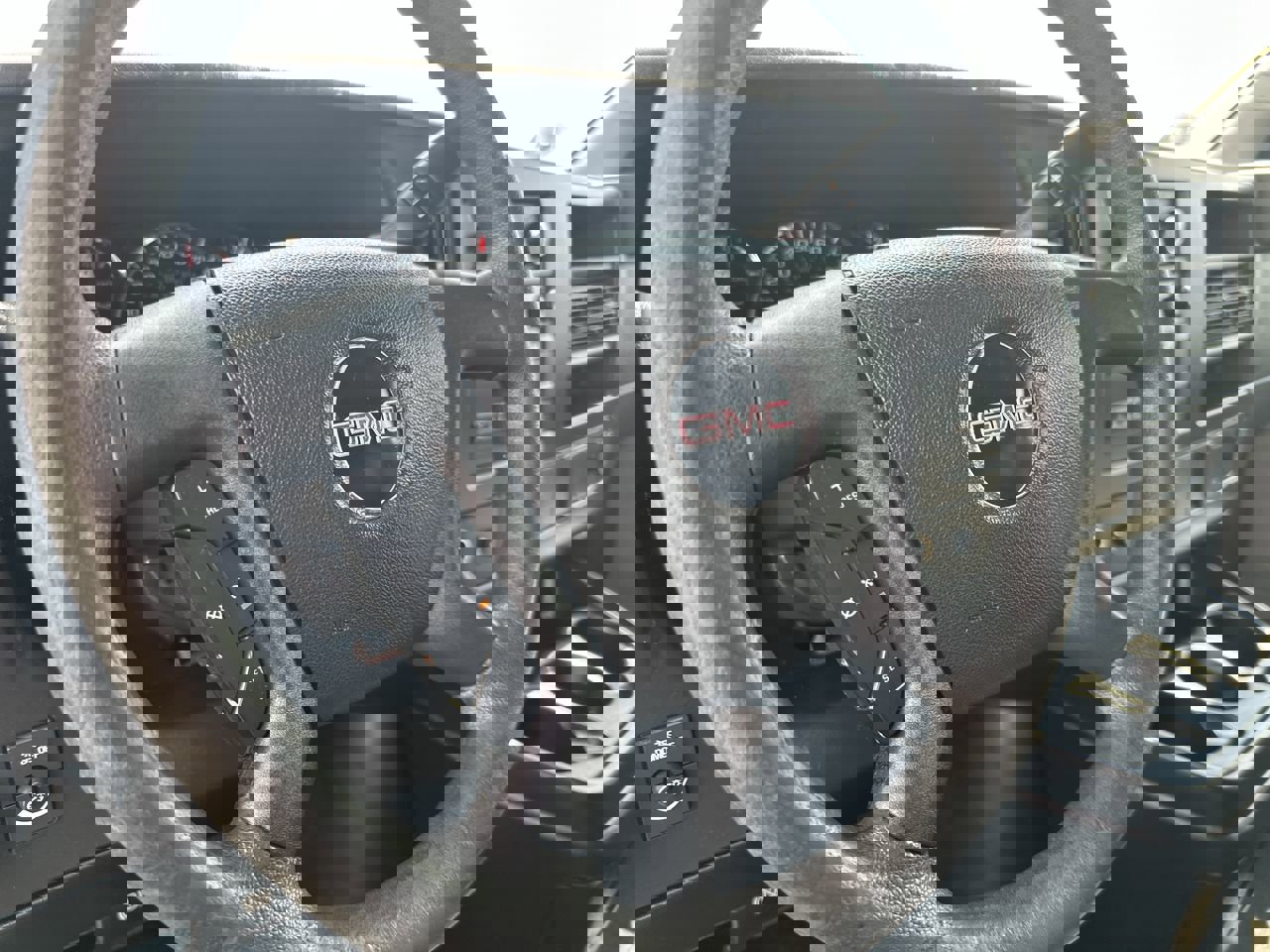 Used 2017 GMC Savana 2500 LT w/ LT Preferred Equipment Group image 14