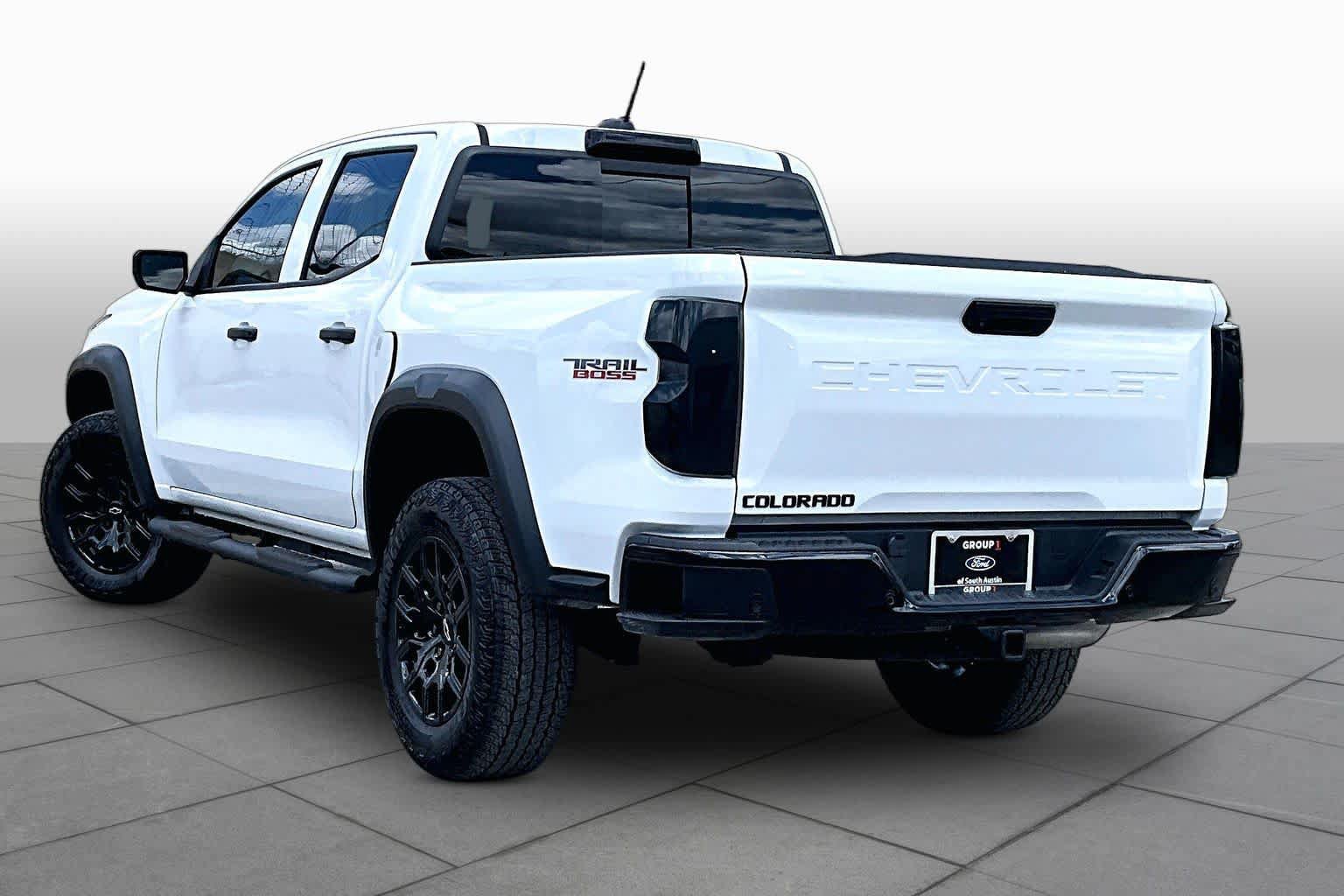 Used 2024 Chevrolet Colorado Trail Boss w/ Advanced Trailering Package AWD/4WD image 6